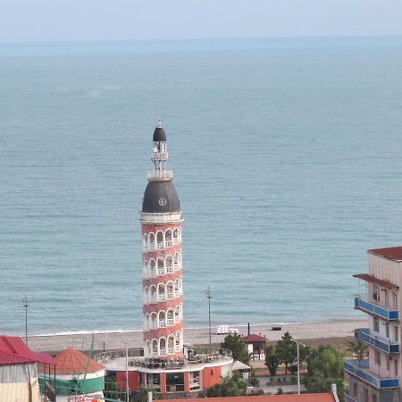 Real Palace 18 Pirosmani Apartment บาทูมิ ภายนอก รูปภาพ